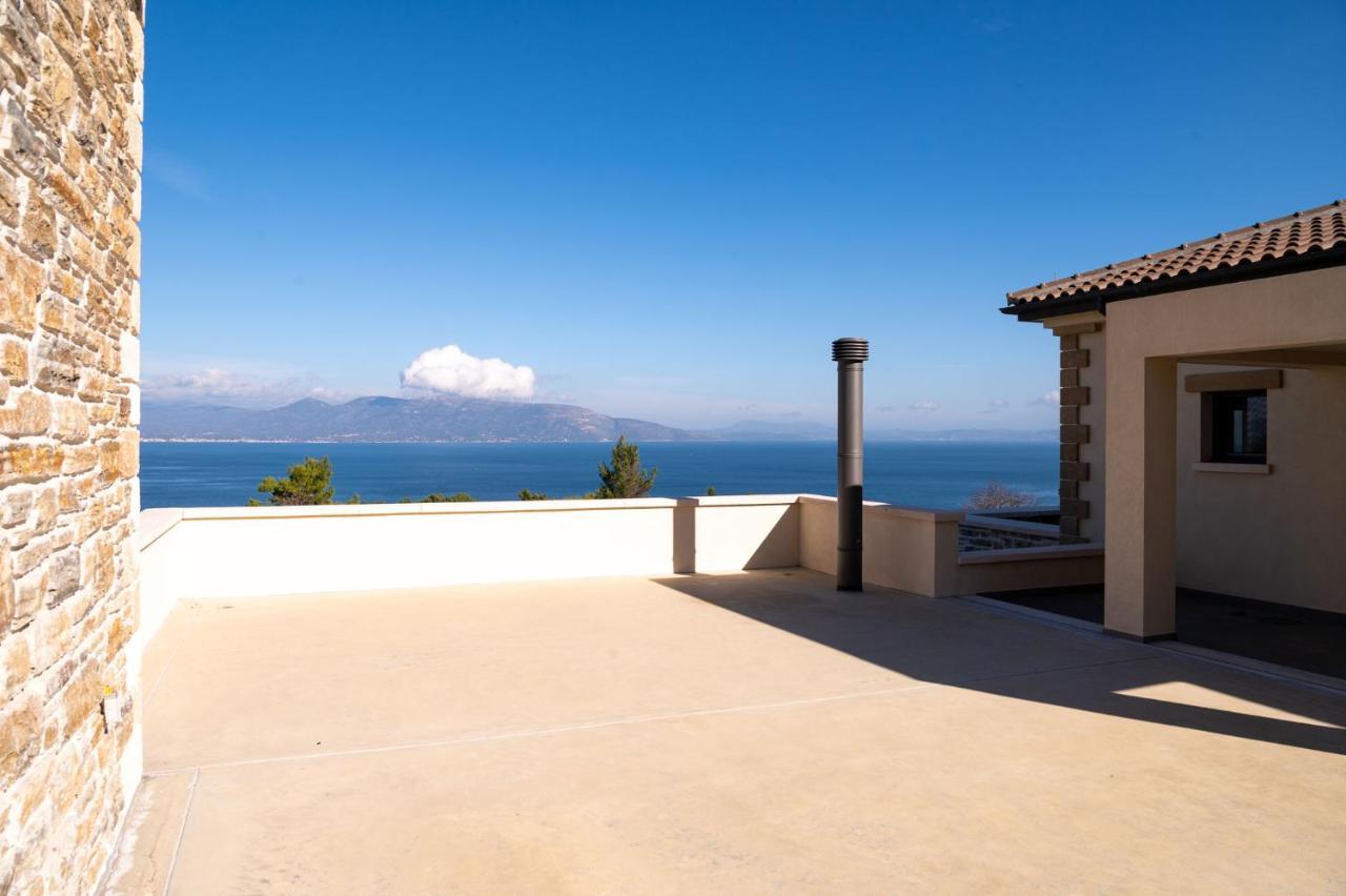 Villa Kalamos / Sea View And Pool Nearby Athens Exterior foto