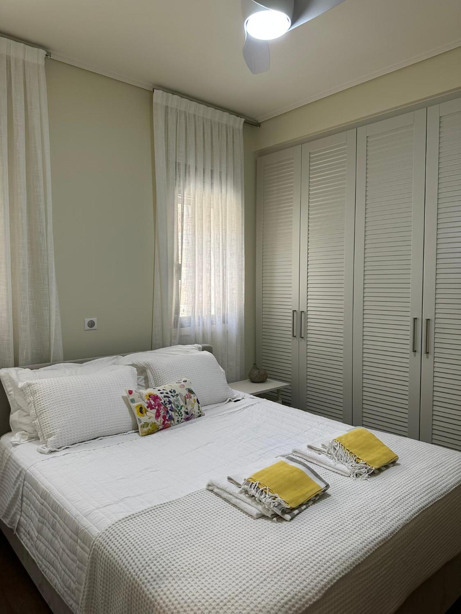 Villa Kalamos / Sea View And Pool Nearby Athens Exterior foto
